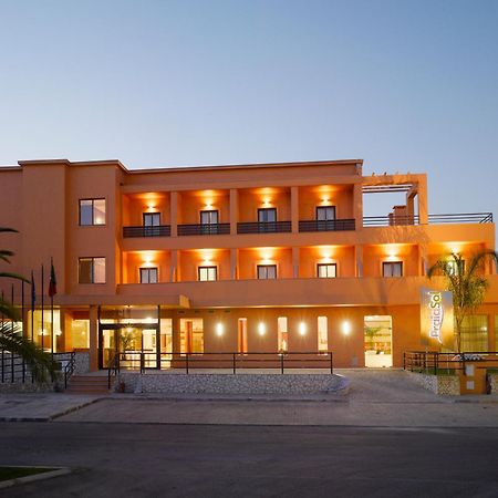 Hotel Praia Sol Quarteira Bagian luar foto