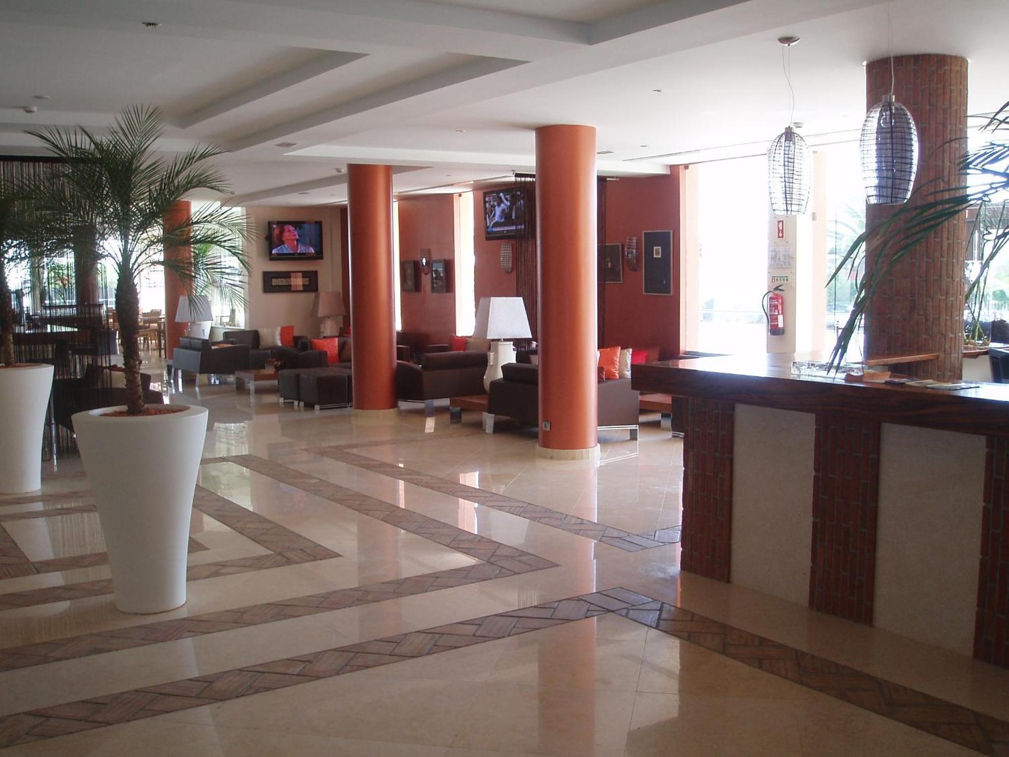 Hotel Praia Sol Quarteira Bagian luar foto