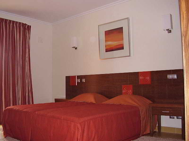 Hotel Praia Sol Quarteira Bagian luar foto